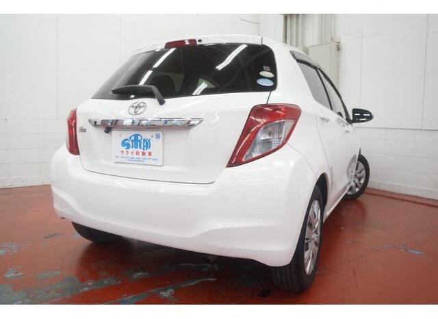 
								TOYOTA VITZ 2011 full									