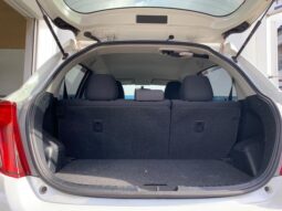 
										TOYOTA VITZ 2012 full									