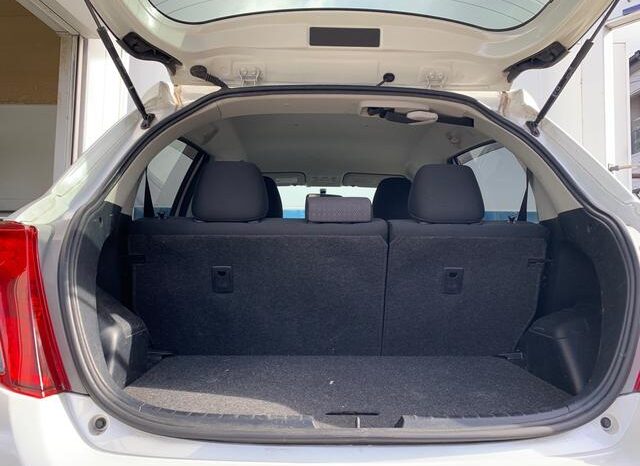 
								TOYOTA VITZ 2012 full									