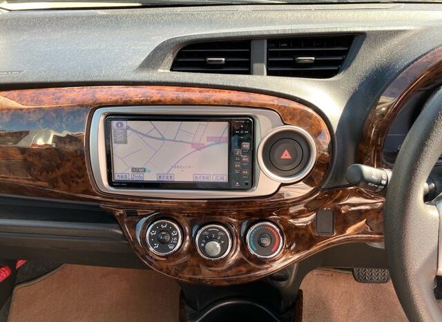 
								TOYOTA VITZ 2012 full									