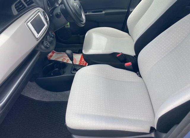 
								TOYOTA VITZ 2012 full									