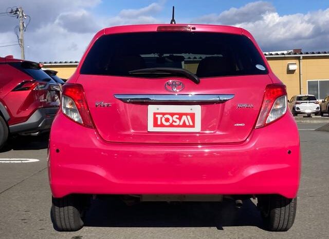 
								TOYOTA VITZ 2012 full									