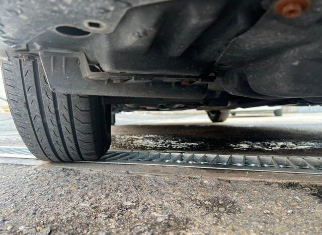 
								TOYOTA VITZ 2011 full									