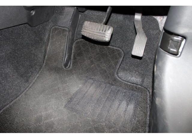 
								MITSUBISHI RVR 2018 full									