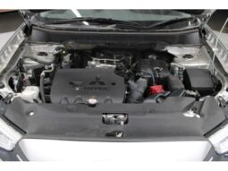 
										MITSUBISHI RVR 2018 full									