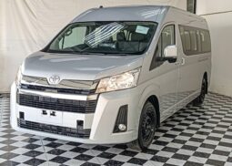 TOYOTA COMMUTER 2026