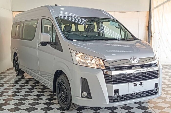 
								TOYOTA COMMUTER 2026 full									