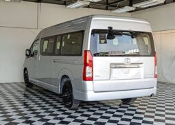 
										TOYOTA COMMUTER 2026 full									