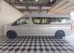 TOYOTA COMMUTER 2026