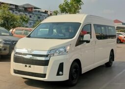 TOYOTA COMMUTER 2026