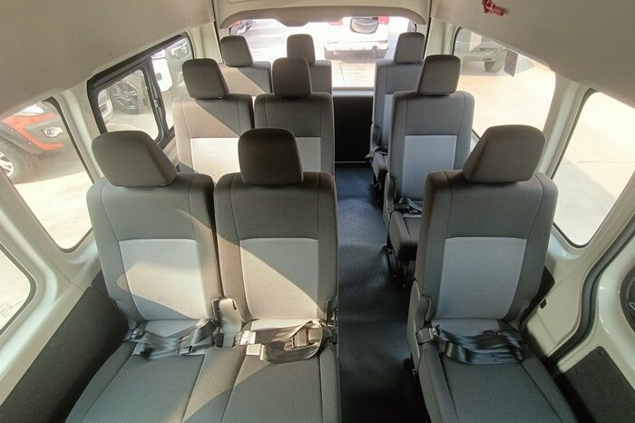 
								TOYOTA COMMUTER 2026 full									