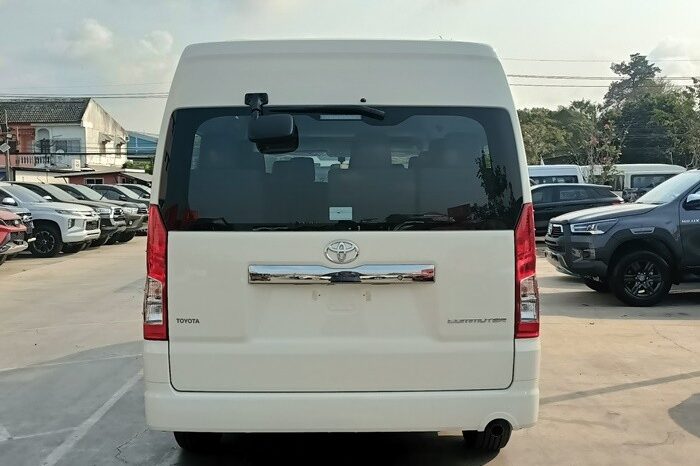 
								TOYOTA COMMUTER 2026 full									