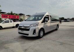 TOYOTA COMMUTER 2015