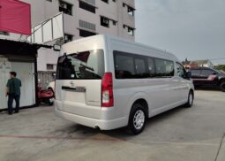 
										TOYOTA COMMUTER 2015 full									