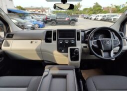 
										TOYOTA COMMUTER 2015 full									