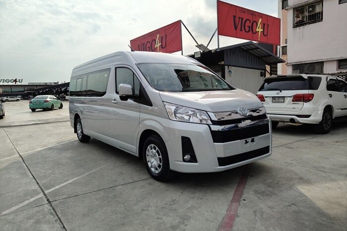 
								TOYOTA COMMUTER 2015 full									