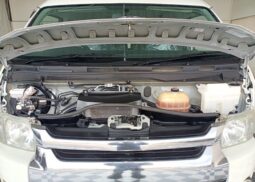 
										TOYOTA COMMUTER 2015 full									