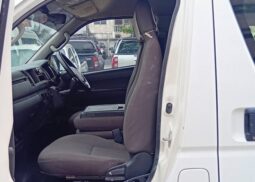 
										TOYOTA COMMUTER 2016 full									