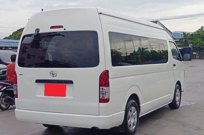 
								TOYOTA COMMUTER 2016 full									