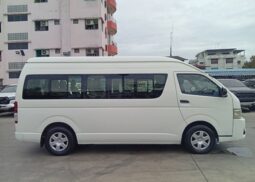 TOYOTA COMMUTER 2016