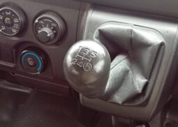 
										TOYOTA COMMUTER 2016 full									