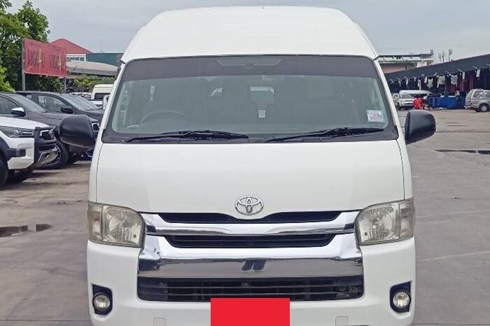 
								TOYOTA COMMUTER 2016 full									