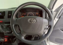 
										TOYOTA COMMUTER 2020 full									