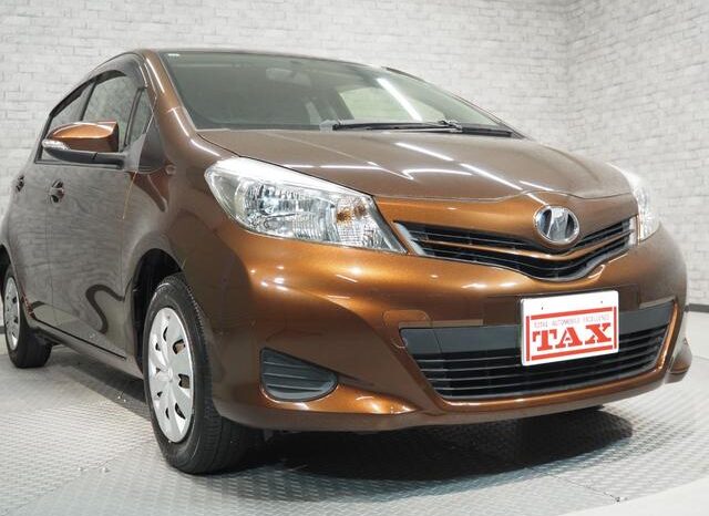 
								TOYOTA VITZ 2013 full									