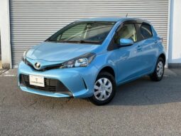 TOYOTA VITZ 2015