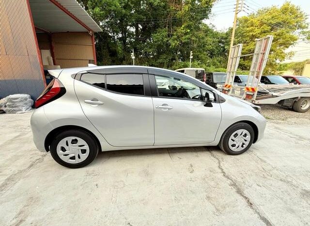 
								TOYOTA AQUA 2024 full									