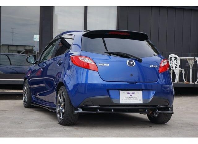 
								MAZDA DEMIO SPORT 2009 full									