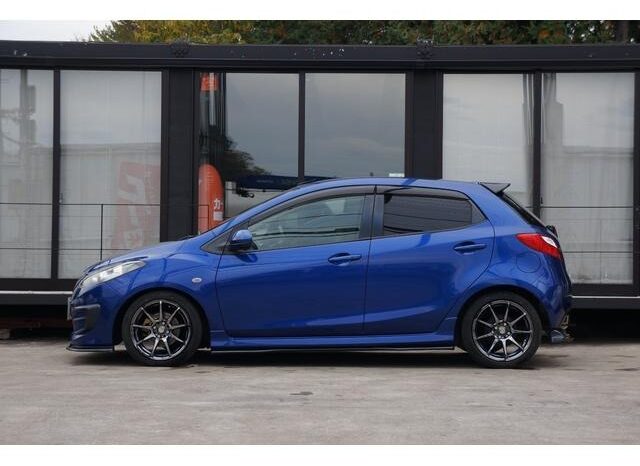 
								MAZDA DEMIO SPORT 2009 full									