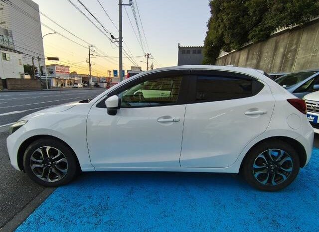 
								MAZDA DEMIO XD TOURING  2016 full									
