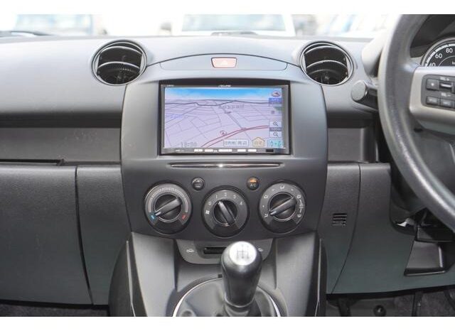 
								MAZDA DEMIO 15C 2013 full									