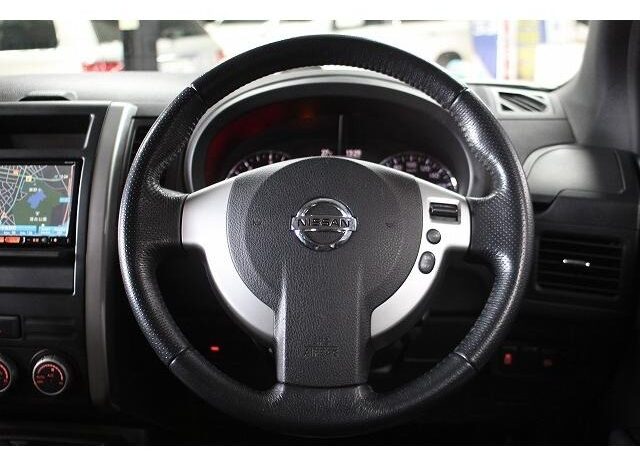 
								NISSAN X-TRAIL 20GT 2012 full									