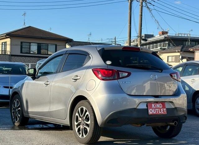 
								MAZDA DEMIO XD TOURING  2015 full									