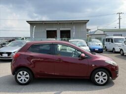 MAZDA DEMIO 15C 2012
