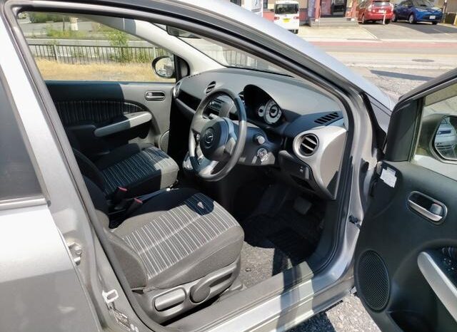 
								MAZDA DEMIO 13C 2010 full									