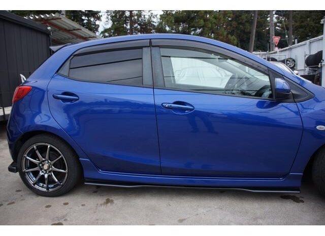 
								MAZDA DEMIO SPORT 2009 full									