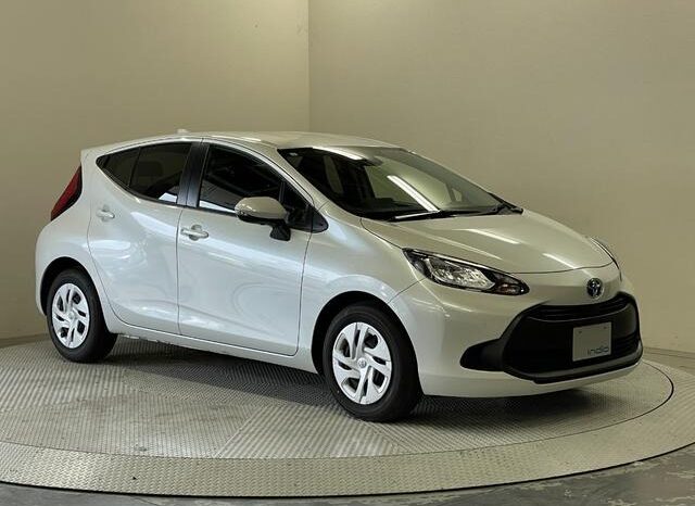 
								TOYOTA AQUA 2024 full									