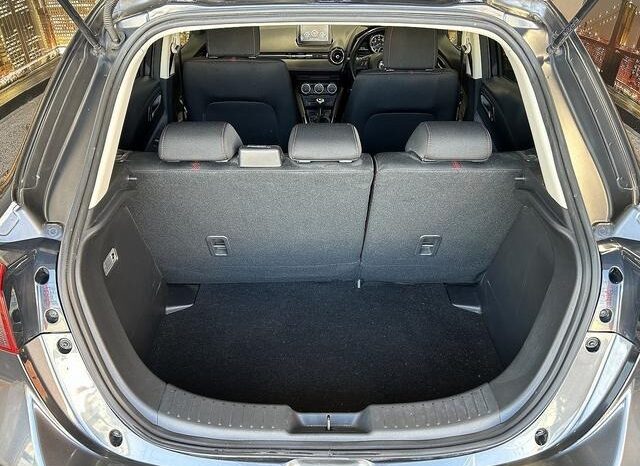 
								MAZDA DEMIO XD TOURING 015 full									