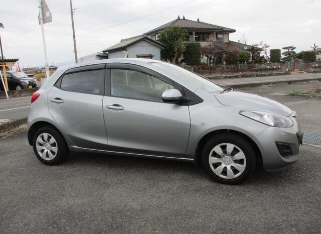 
								MAZDA DEMIO 13C 2013 full									