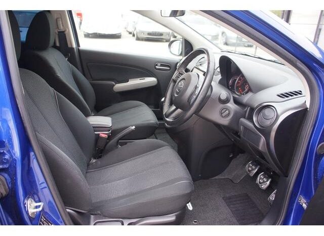 
								MAZDA DEMIO SPORT 2009 full									