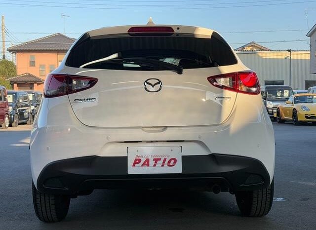 
								MAZDA DEMIO 15 S 2018 full									