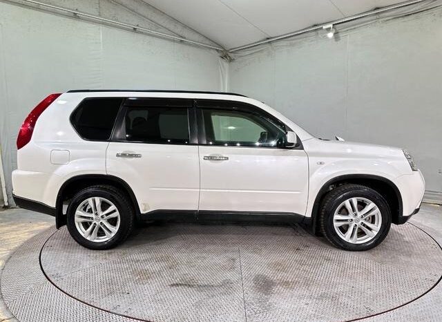 
								NISSAN X-TRAIL 20X 2011 full									