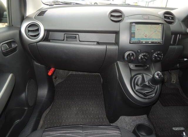 
								MAZDA DEMIO SPORT 2008 full									