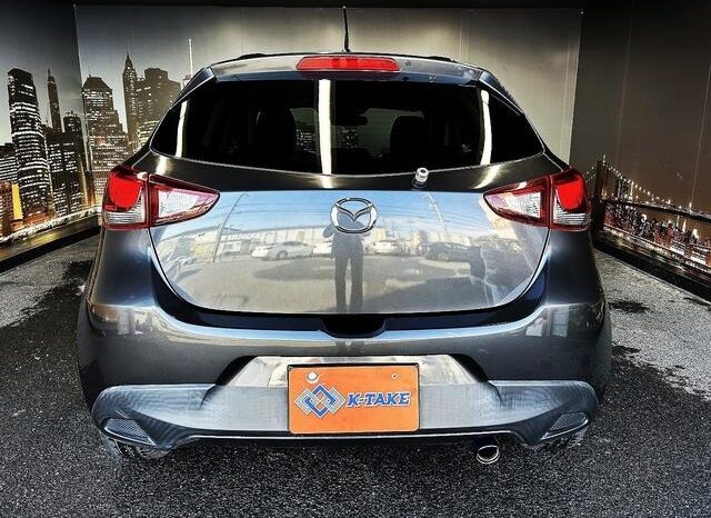 
								MAZDA DEMIO XD TOURING 015 full									