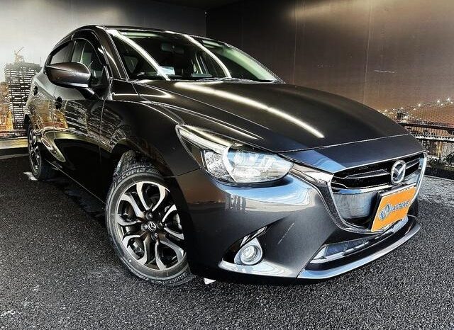 
								MAZDA DEMIO XD TOURING 015 full									