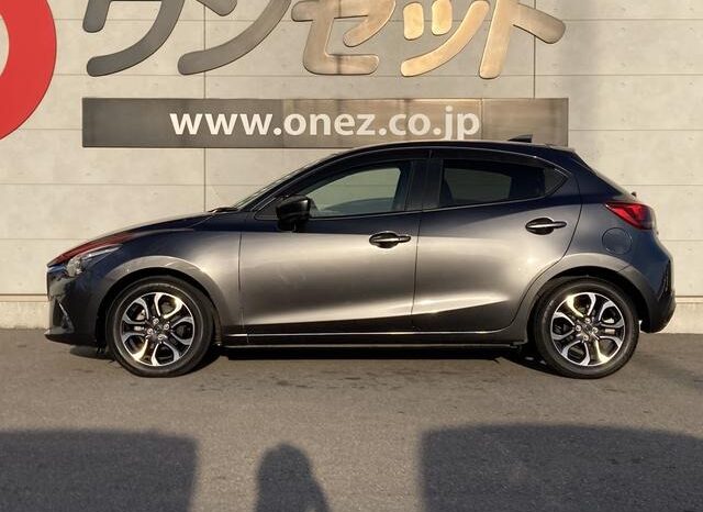 
								MAZDA DEMIO XD TOURING 2018 full									