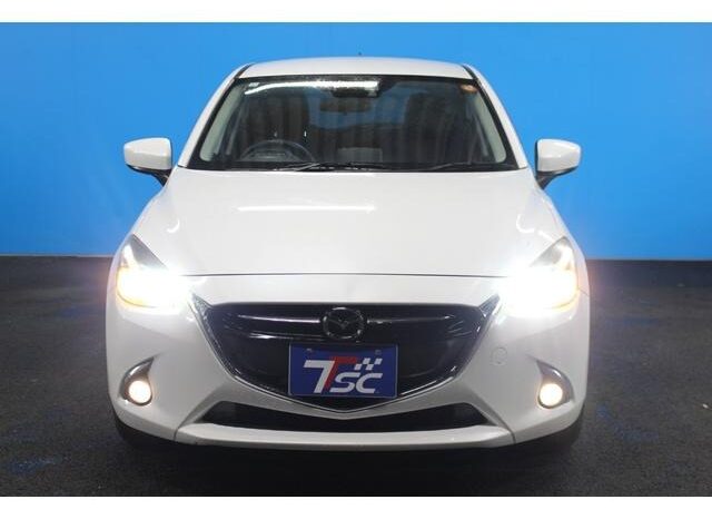 
								MAZDA DEMIO XD TOURING 2015 full									